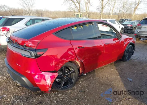 2026 Tesla Model Y Long Range Launch Series/Premium All-Wheel Drive from USA, damaged, VIN 7SAYGDEE4TF354381